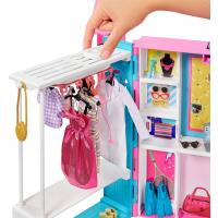 Barbie – Šatník snů