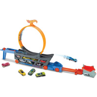 Hot Wheels – Tahač s dráhou