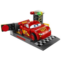 10730 LEGO JUNIORS - Vystřelovač Bleska McQueena