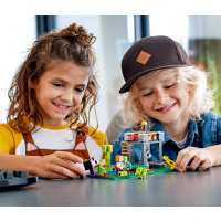 21158 LEGO MINECRAFT - Pandí školka