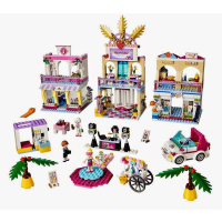 41058 LEGO FRIENDS - Obchodní zóna Heartlake