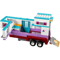 41125 LEGO FRIENDS – Veterinářský přívěs s koněm