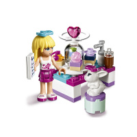 41308 LEGO FRIENDS - Stephanie a její cukrárna