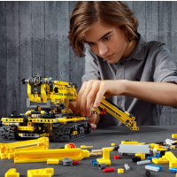 42097 LEGO TECHNIC - Kompaktní pásový jeřáb