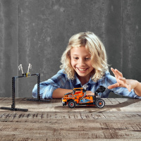 42104 LEGO TECHNIC - Závodní tahač