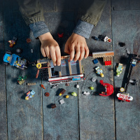 70422 LEGO HIDDEN SIDE - Útok na stánek s krevetami