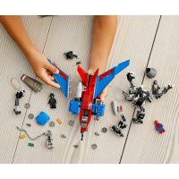 76150 LEGO SUPER HEROES - Spiderjet vs. Venomův robot