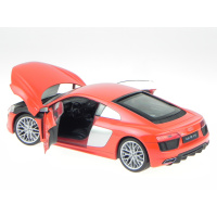 Audi R8 1:18