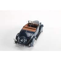 Ford Deluxe Cabriolet 1:18