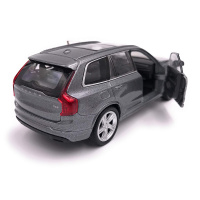 Volvo XC90 s přívěsem
