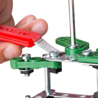 Stavebnice MECCANO - Traktor John Deere 8R
