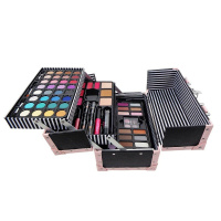 Make-up kufřík - 3 patra