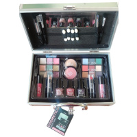 Make up kufřík