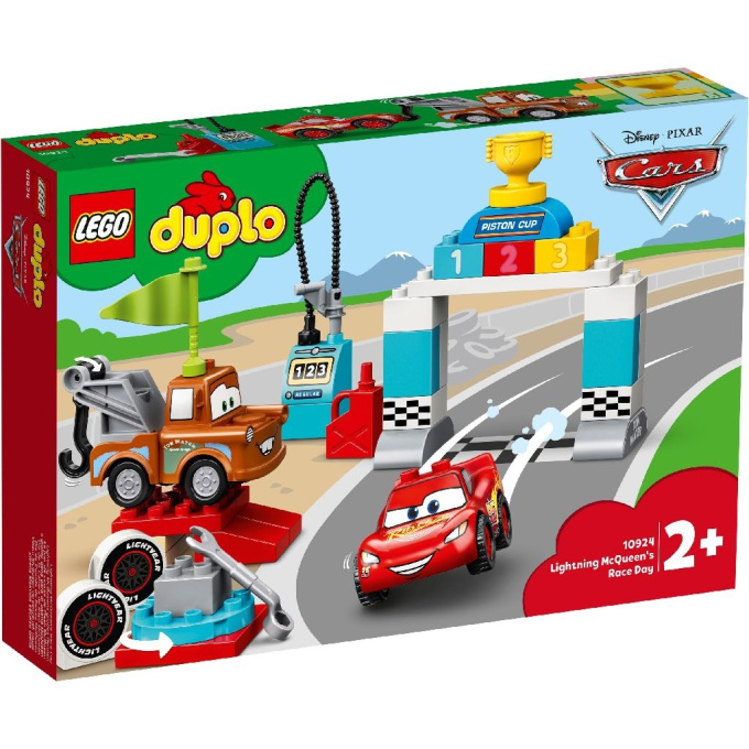 10924 LEGO DUPLO – McQueen a den závodů