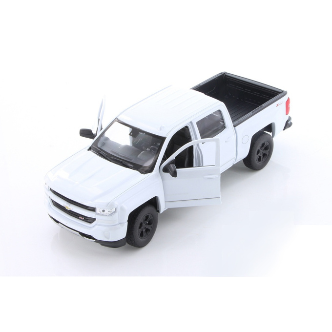 Chevrolet Silverado 1:24
