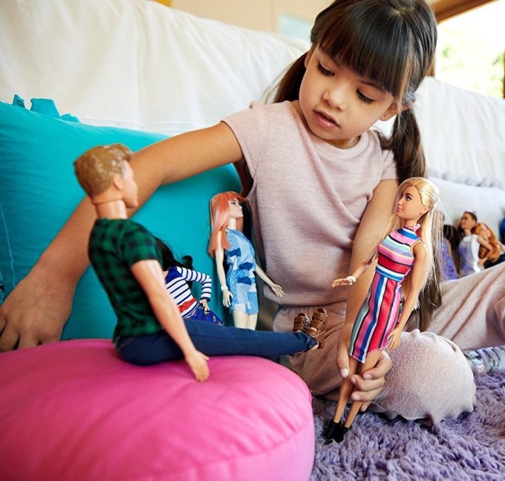 Barbie fashionistas modelka