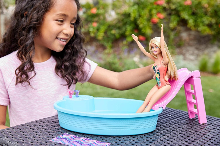 Barbie – Bazén