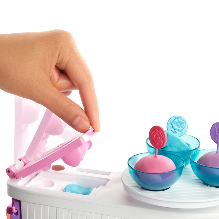 Barbie – Kosmetický salon