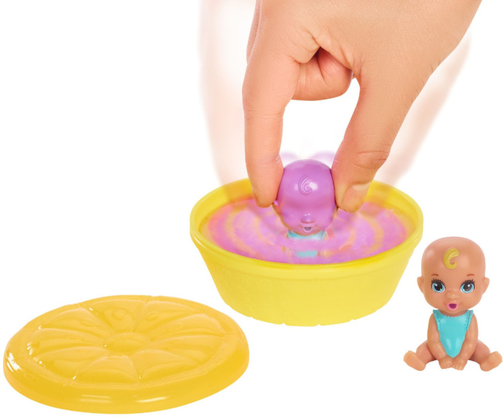 Barbie – Color Reveal