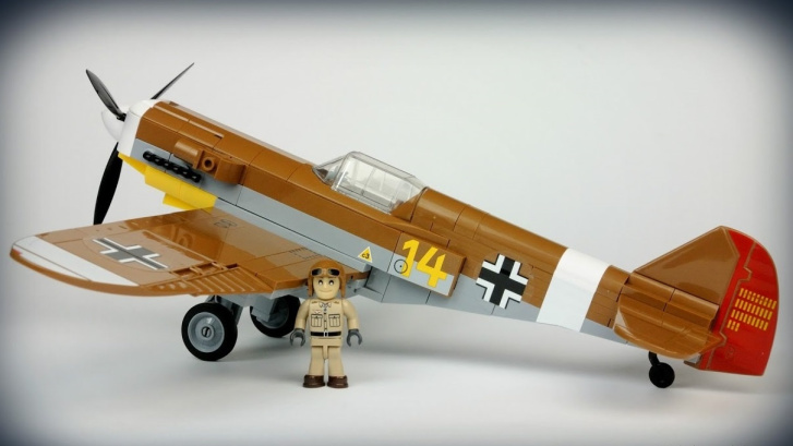 Cobi 5526 - Messerschmitt BF 109 F4 Trop