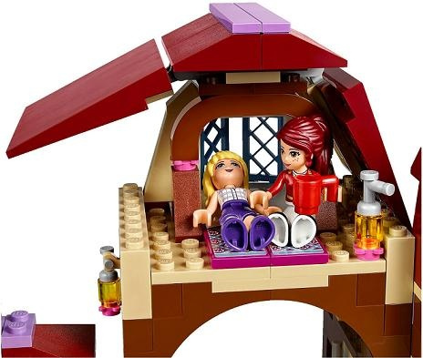 41126 LEGO FRIENDS – Jezdecký klub v Heartlake