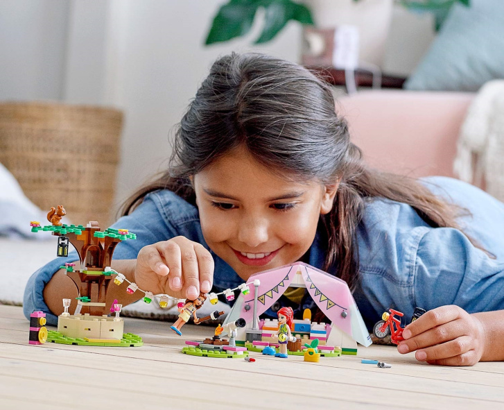 41392 LEGO FRIENDS - Luxusní kempování v přírodě