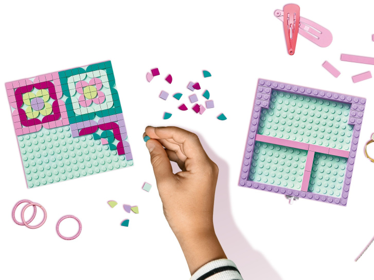 41915 LEGO DOTS – Šperkovnice