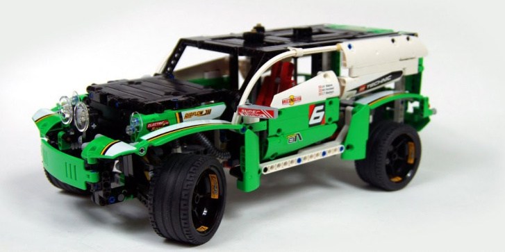 42039 LEGO TECHNIC - GT vozidlo pro 24h závod