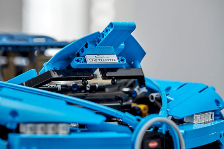 42083 LEGO TECHNIC - Bugatti Chiron