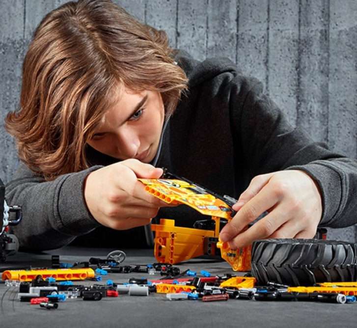 42099 LEGO TECHNIC - RC Extrémně terénní vozidlo 4×4