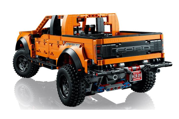42126 LEGO TECHNIC – Ford F-150 Raptor