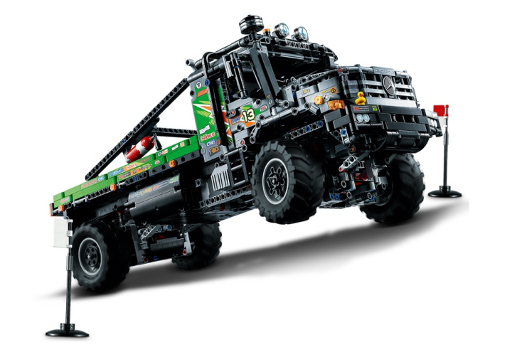 42129 Lego Technic – Náklaďák Mercedes-Benz Zetros 4x4