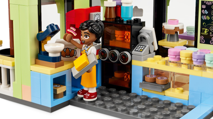 42618 Lego Friends – Kavárna v městečku Heartlake
