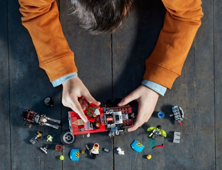 70421 LEGO HIDDEN SIDE - El Fuegův náklaďák