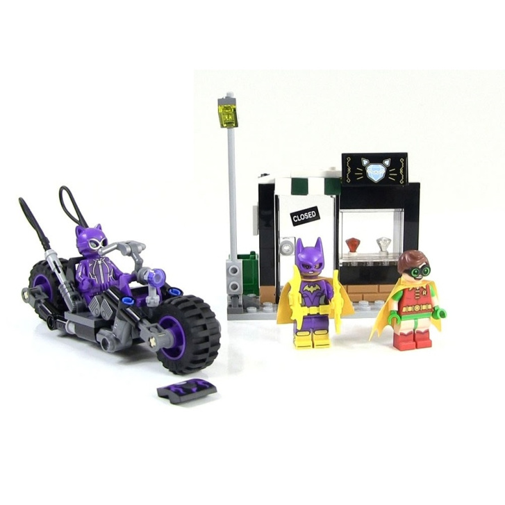 70902 LEGO BATMAN MOVIE - Catwoman a honička na Catcycle