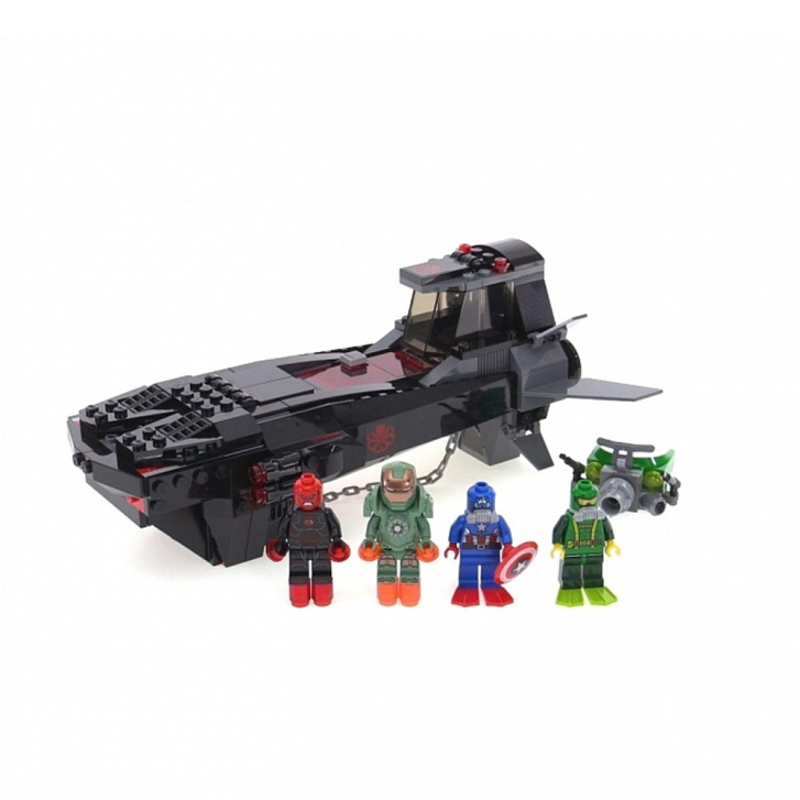 76048 LEGO SUPER HEROES - Útok s ponorkou Iron Skulla