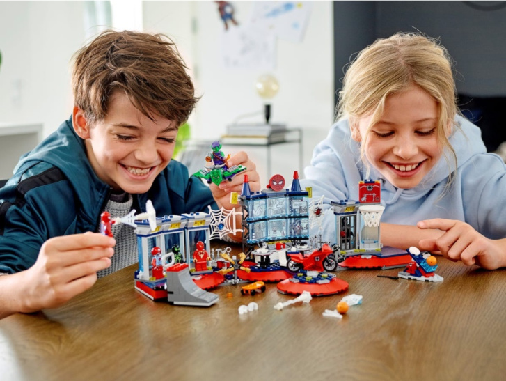 76175 LEGO MARVEL – SpiderMan útok na pavoučí doupě