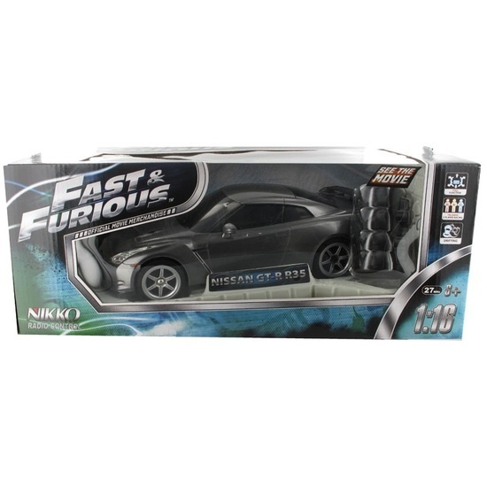 RC Nikko sportovní auto