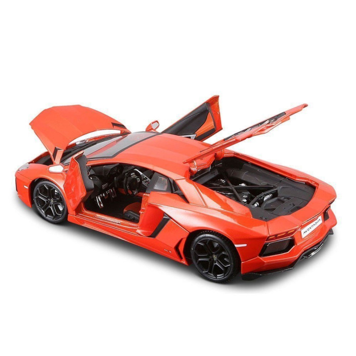 Lamborghini Aventador 1:18