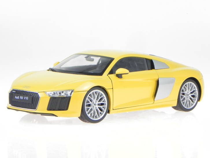 Audi R8 1:18