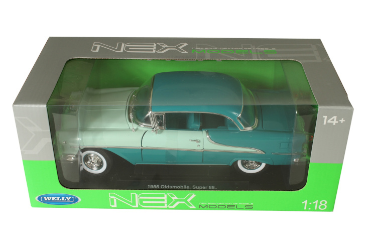 Oldsmobile Super 88 1:18