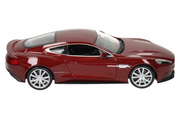 Aston Martin Vanquish 1:24