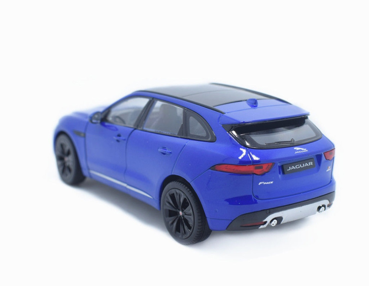 Jaguar F-Pace 1:24