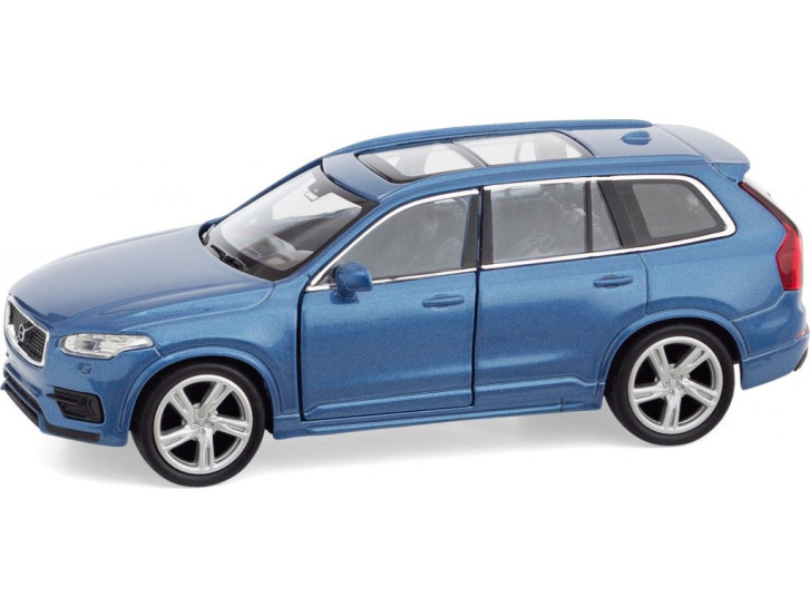 Volvo XC90 s přívěsem