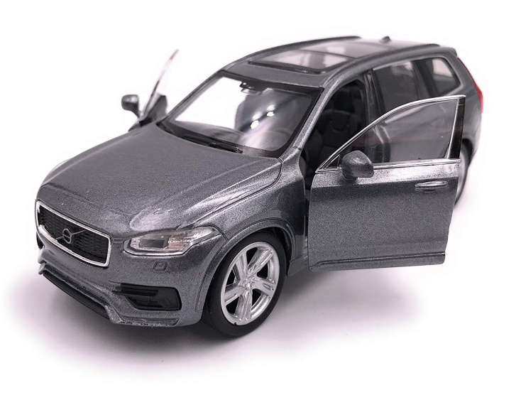 Volvo XC90 s přívěsem
