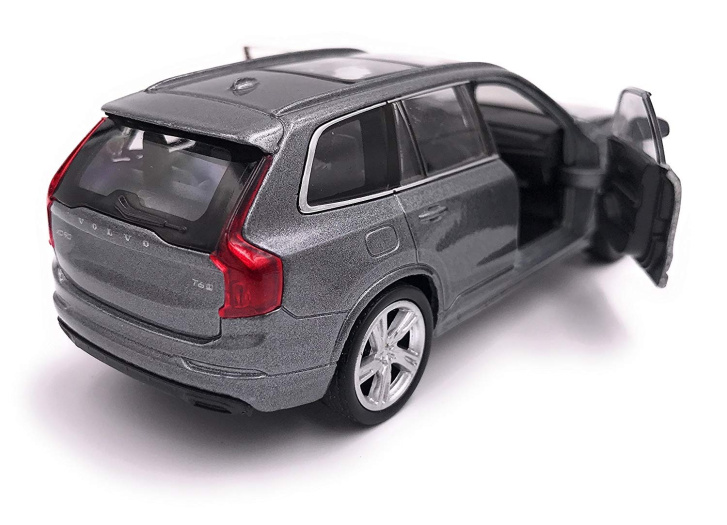 Volvo XC90 s přívěsem