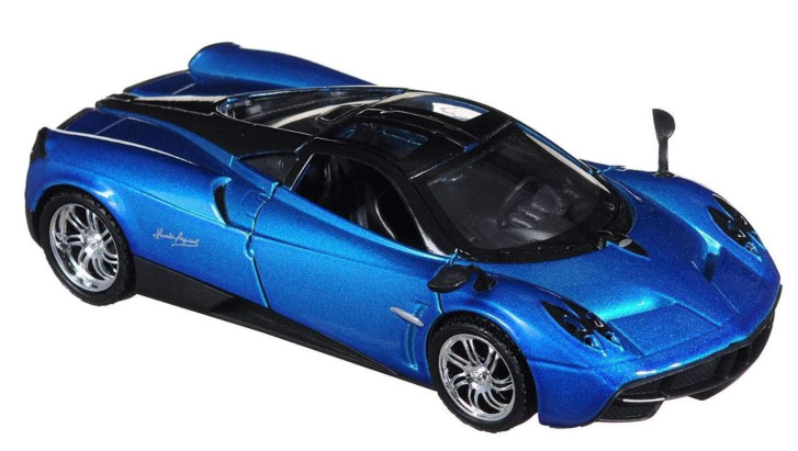 Pagani Huayra 1:34