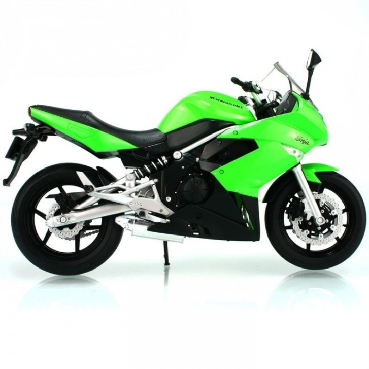 Kawasaki Ninja 650R 1:10