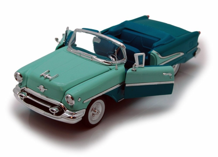 Oldsmobile Super 88 1:18
