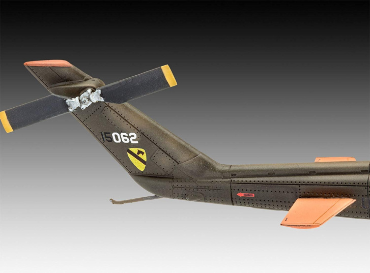 Revell – Vrtulník Bell AH-1G Cobra 1:72